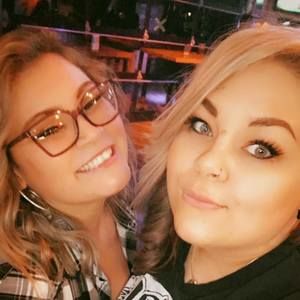 Meet your Posher, Becky